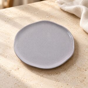 Bodegón de Plato de postre Moon, recreado con IA a partir del modelo real